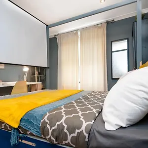 Double W/projector & Garden Hot Tub Homestay